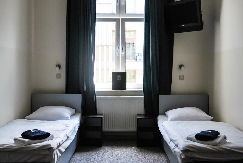 Aparthotel Kadetus Krasków Exterior foto