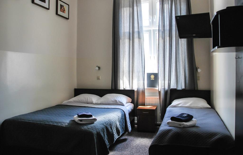 Aparthotel Kadetus Krasków Exterior foto