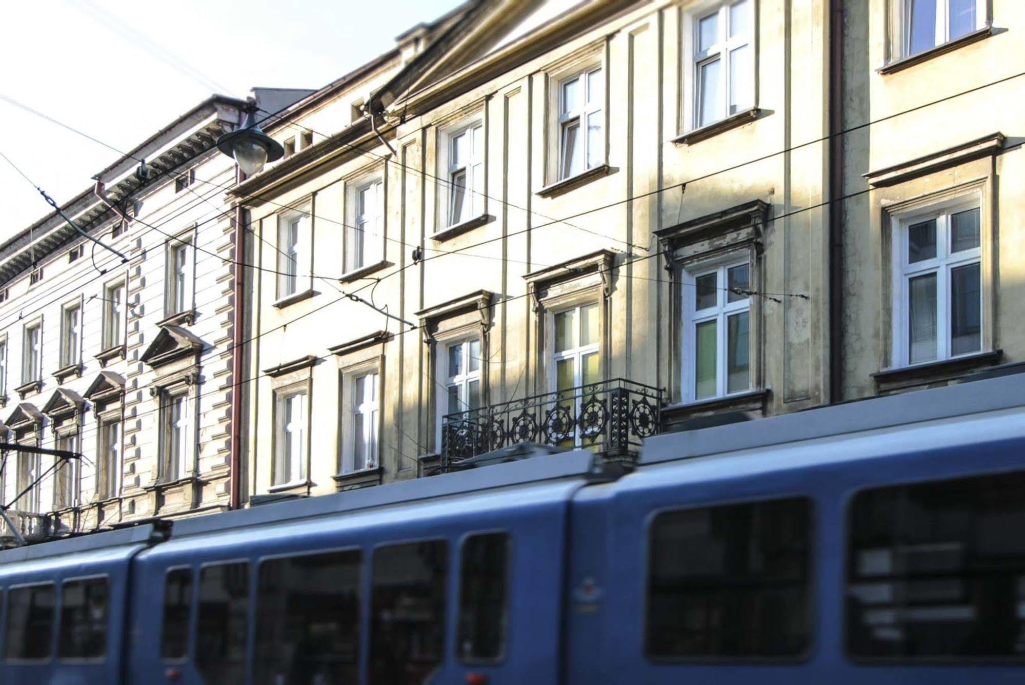 Aparthotel Kadetus Krasków Exterior foto