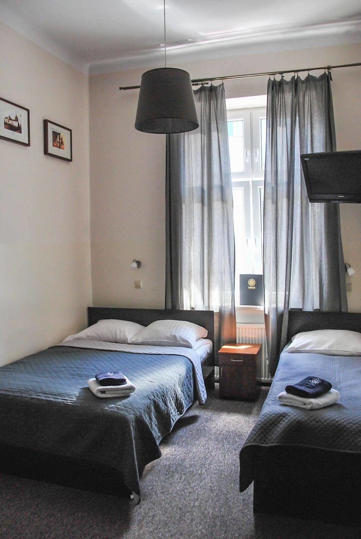 Aparthotel Kadetus Krasków Exterior foto